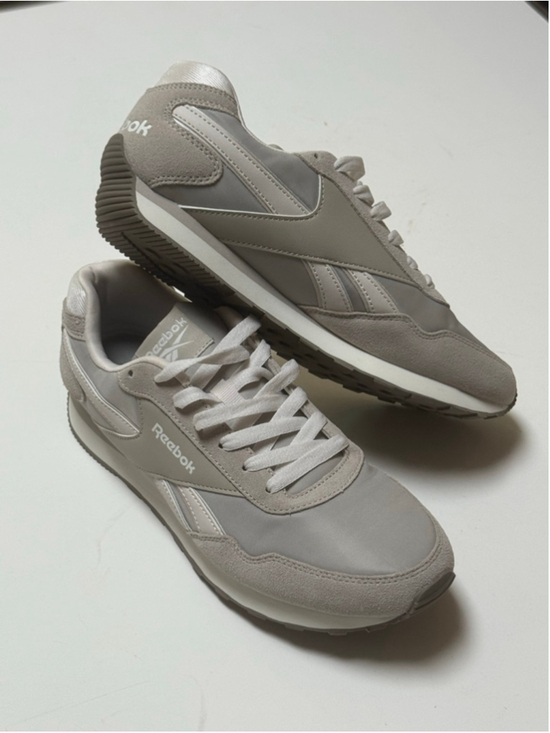 Reebok Shoes - Reebok Glide Low Women’s Gray Running Shoes Sz 9.5